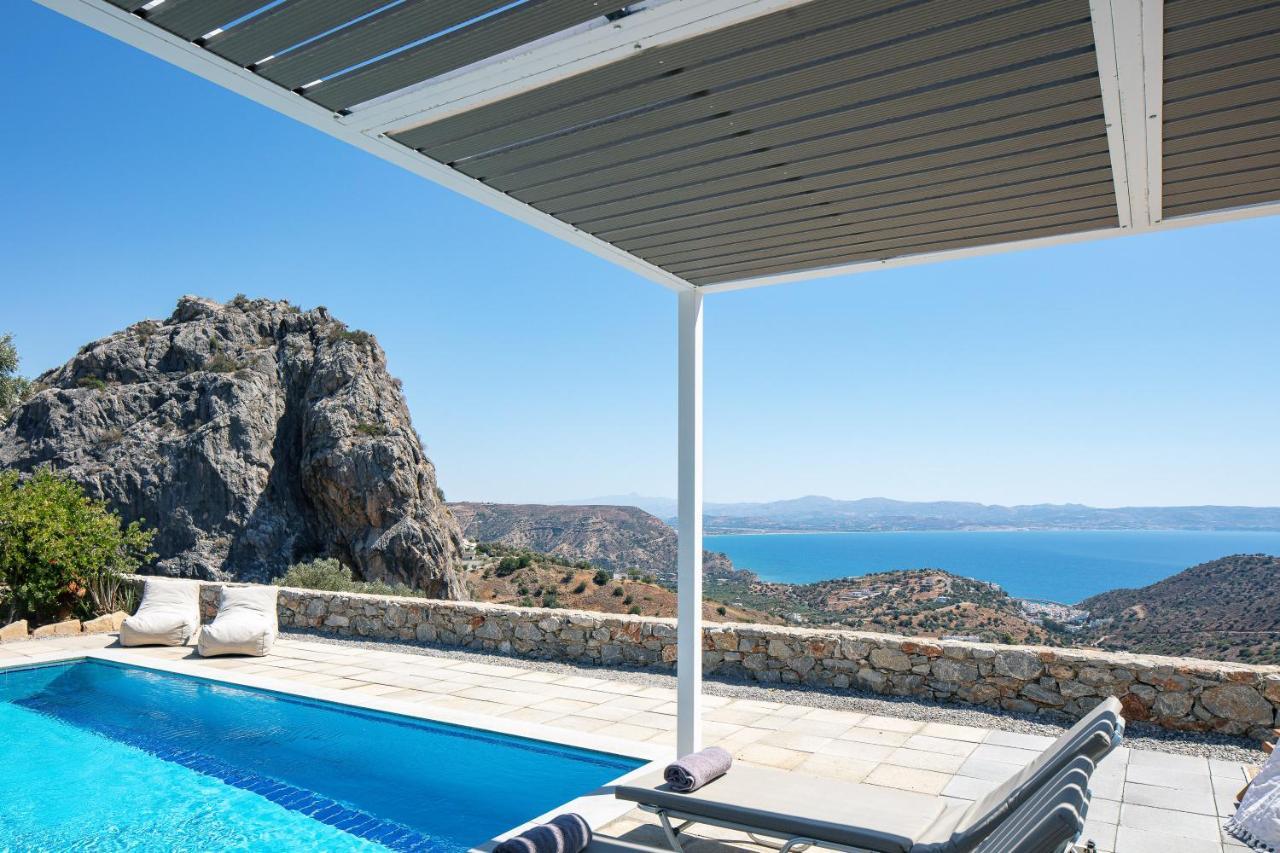 Evgoro Luxury Villa