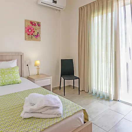 Evgoro Luxury Suites Agia Galini Dış mekan fotoğraf