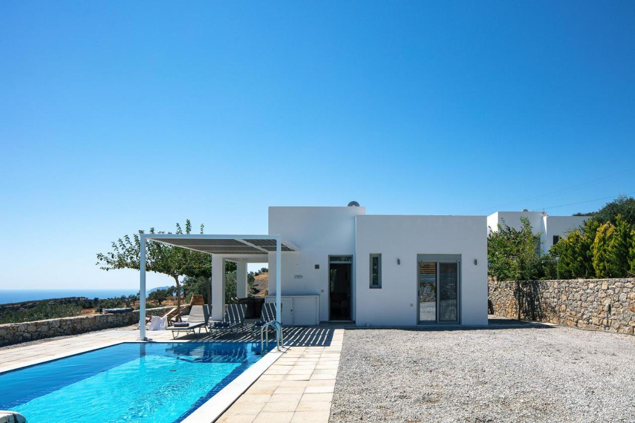 Evgoro Luxury Villa