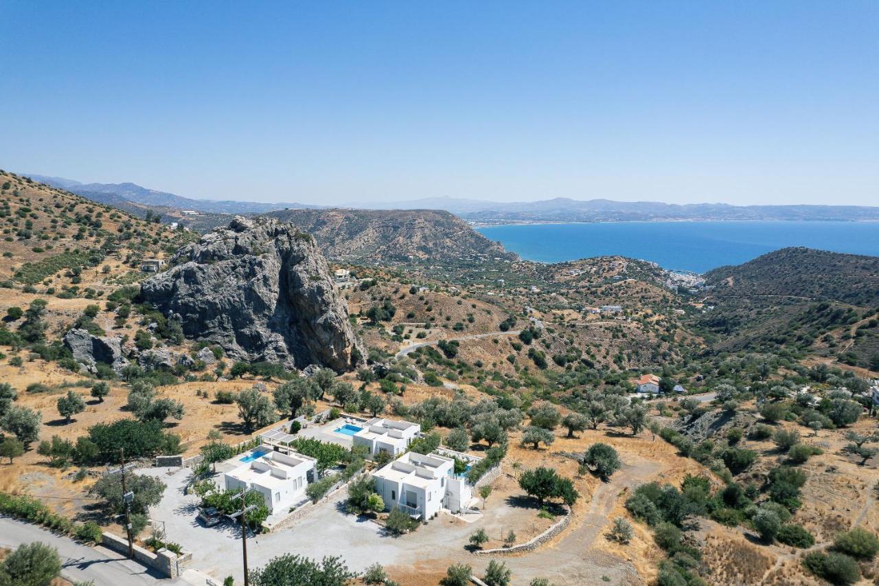 Evgoro Luxury Villa