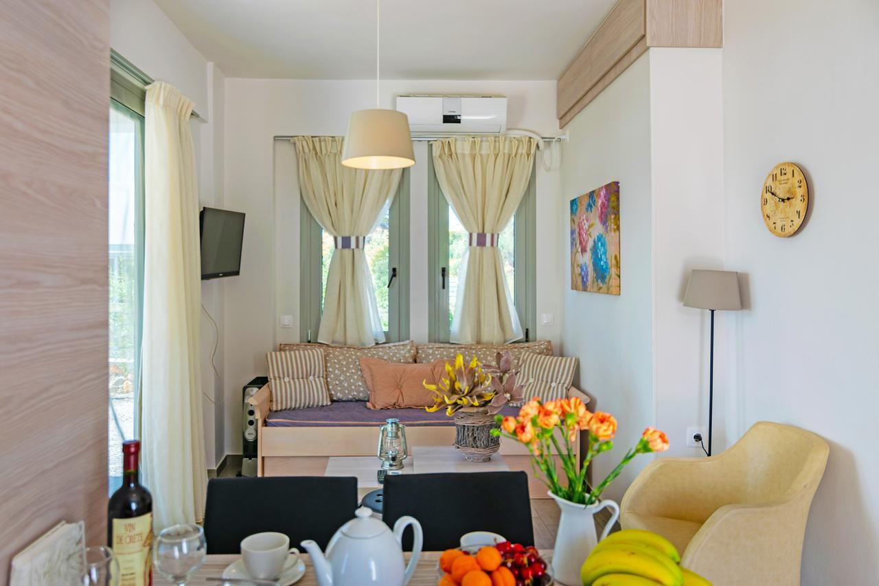 Evgoro Luxury